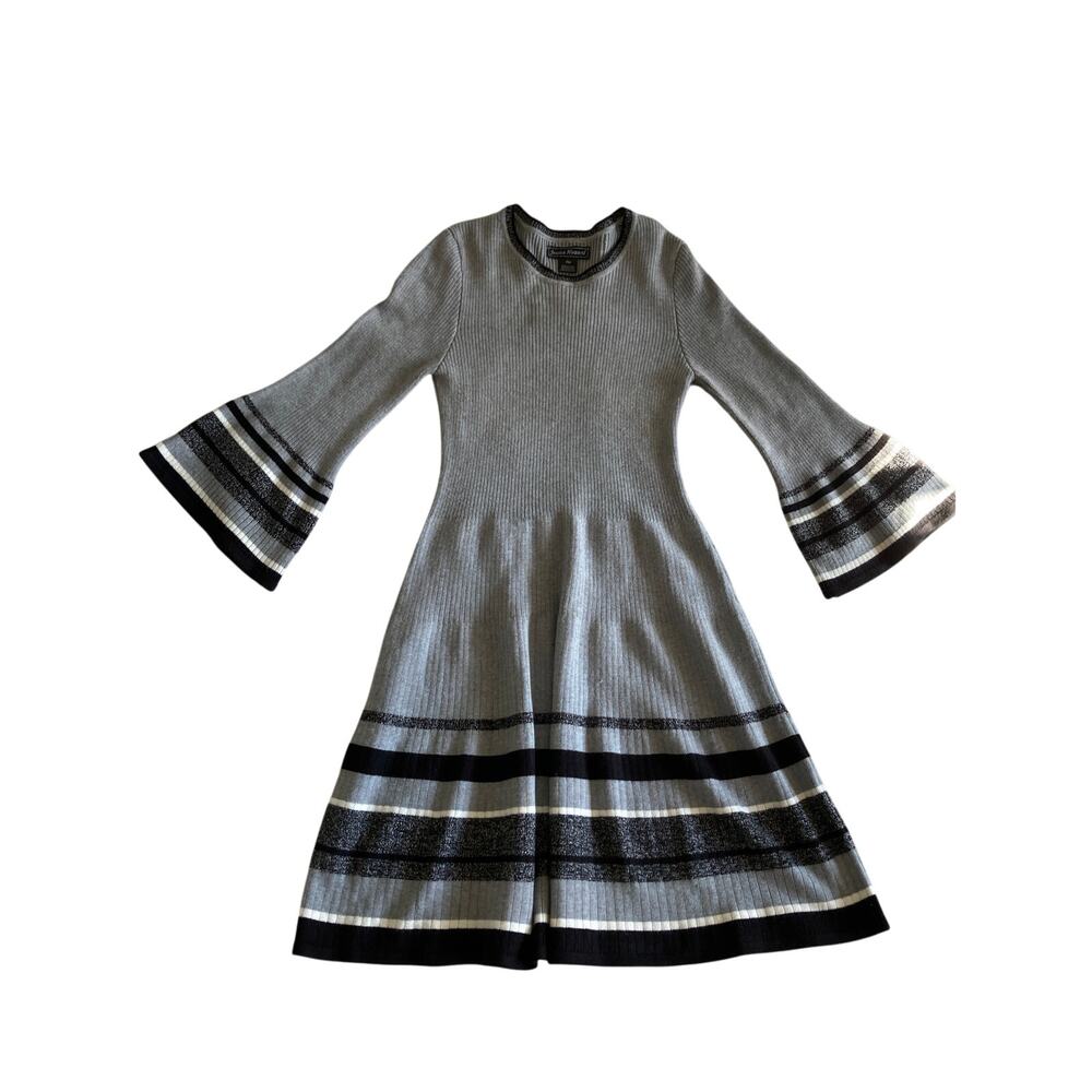 Bell sleeve Sweater Dress Grey and Black by Jessica Howard Size Petite medium